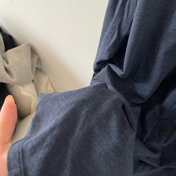 lululemon athletica Long Sleeve Shirts - Navy and Burgundy - Picture 4 of 6